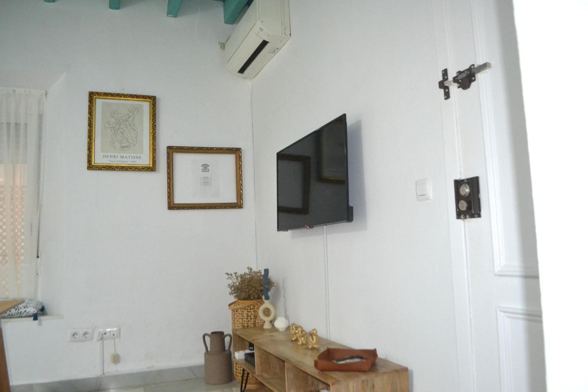 Apartamento En Casco Antiguo - Plaza De La Gavidia Seville Ngoại thất bức ảnh