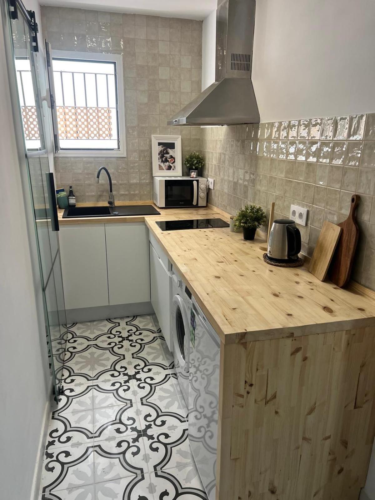 Apartamento En Casco Antiguo - Plaza De La Gavidia Seville Ngoại thất bức ảnh