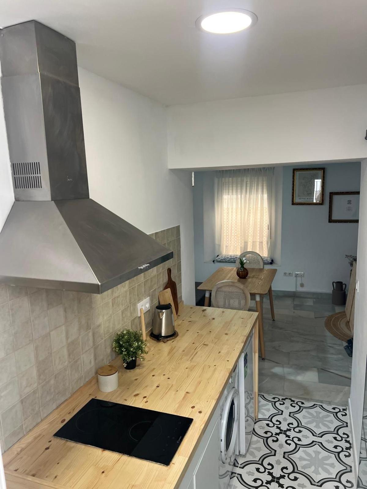 Apartamento En Casco Antiguo - Plaza De La Gavidia Seville Ngoại thất bức ảnh